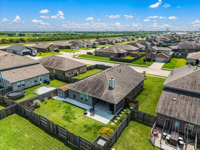 7820 Quartz Lane, Texas City, TX 77591