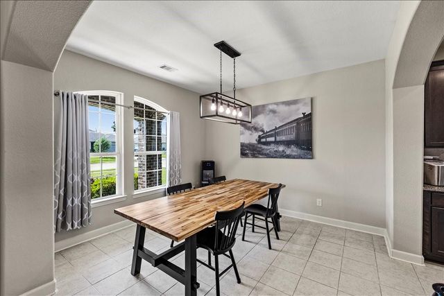 7820 Quartz Lane, Texas City, TX 77591