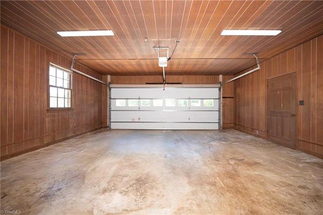 4484 Cotswold Road, Pfafftown, NC 27040