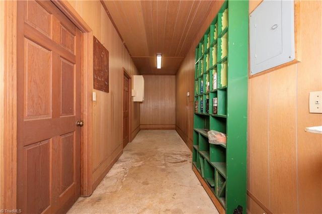4484 Cotswold Road, Pfafftown, NC 27040