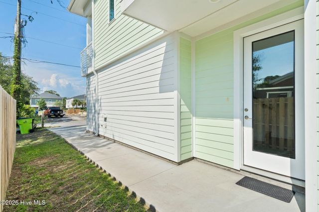 507 Greenville Avenue Unit 2, Carolina Beach, NC 28428