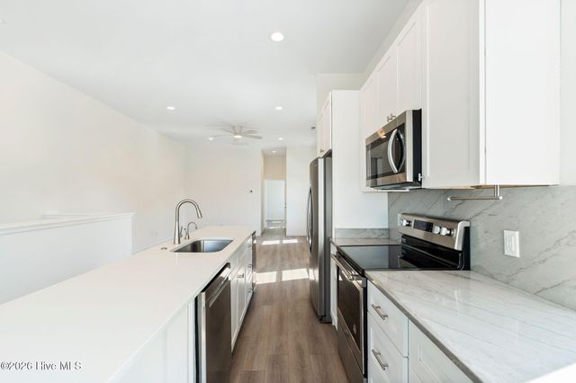 507 Greenville Avenue Unit 2, Carolina Beach, NC 28428