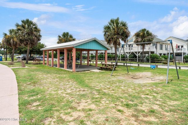 507 Greenville Avenue Unit 2, Carolina Beach, NC 28428
