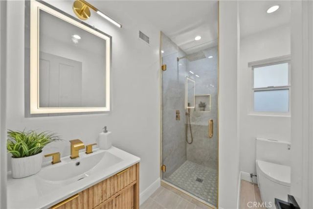 16507 Calahan, North Hills, CA 91343