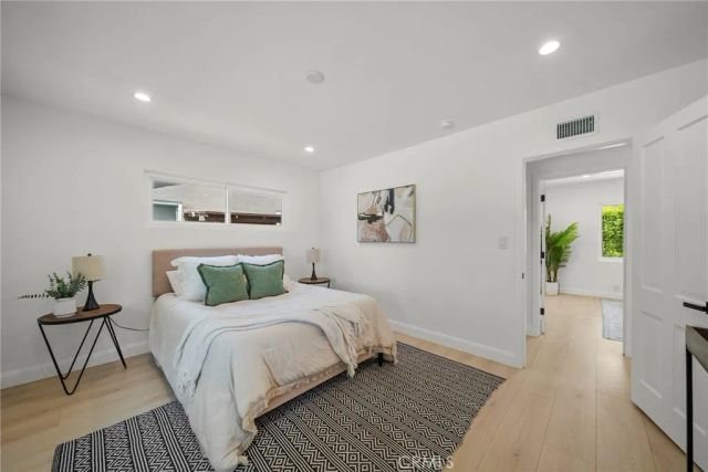16507 Calahan, North Hills, CA 91343