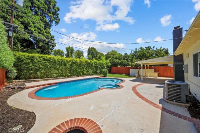 16507 Calahan, North Hills, CA 91343