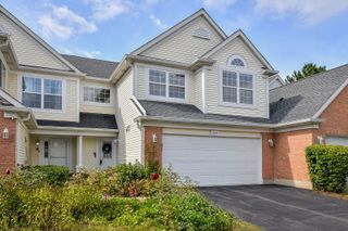 1004 Charlestowne Drive, West Chicago, IL 60185