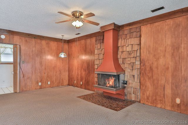 1721 E 13th Street, Okmulgee, OK 74447