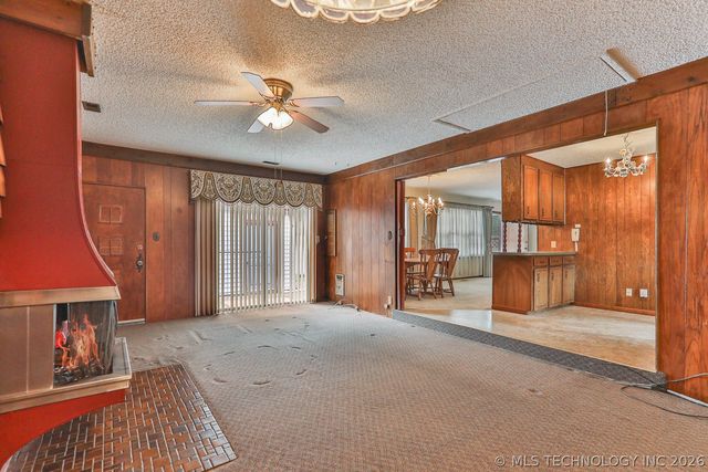 1721 E 13th Street, Okmulgee, OK 74447