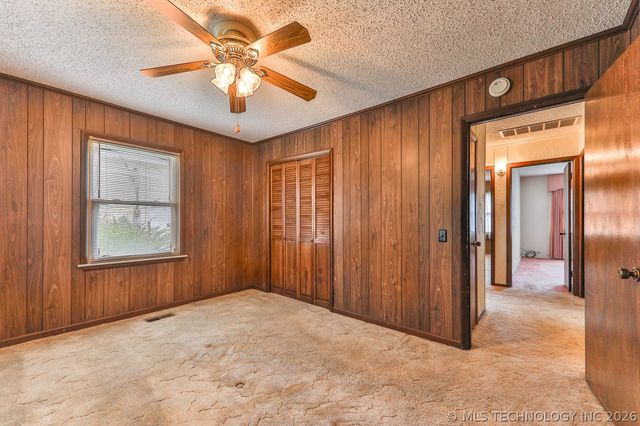 1721 E 13th Street, Okmulgee, OK 74447