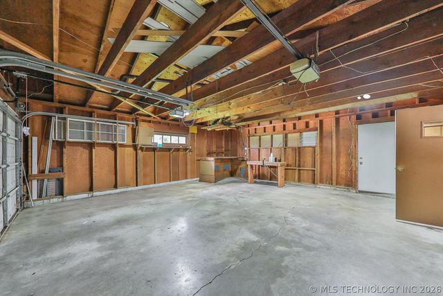 1721 E 13th Street, Okmulgee, OK 74447