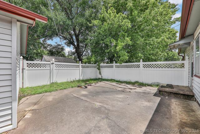 1721 E 13th Street, Okmulgee, OK 74447