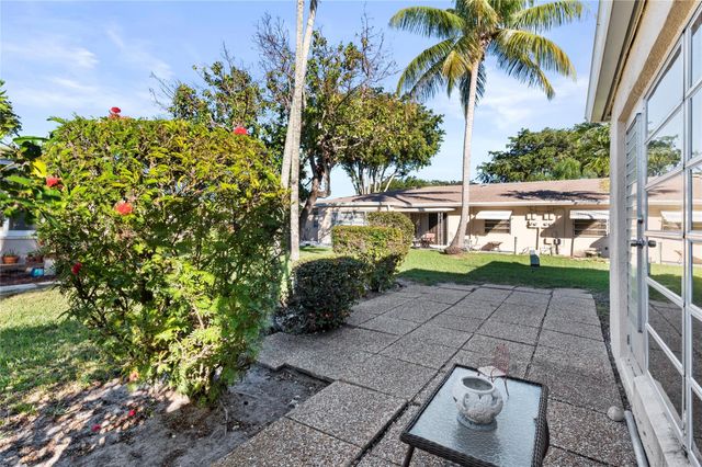 8729 Chevy Chase Drive 145, Boca Raton, FL 33433