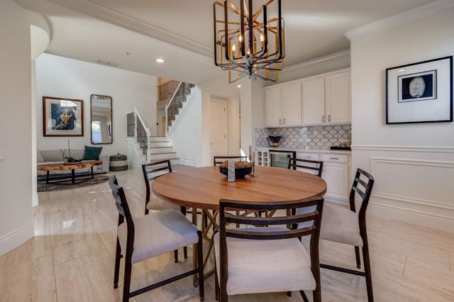 4541 Longview Dr, Rocklin, CA 95677