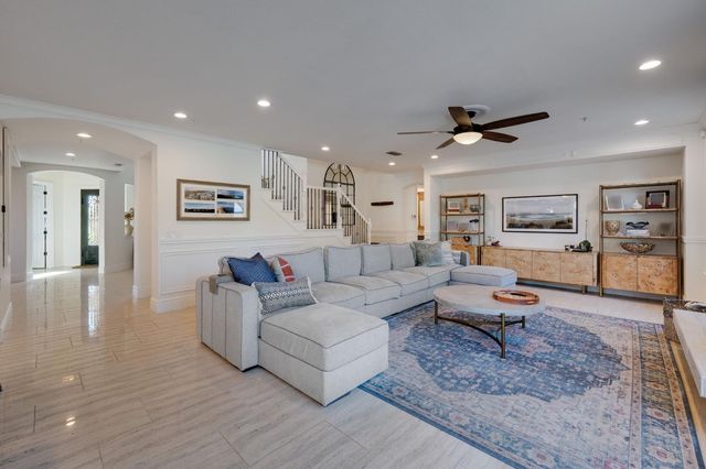 4541 Longview Dr, Rocklin, CA 95677