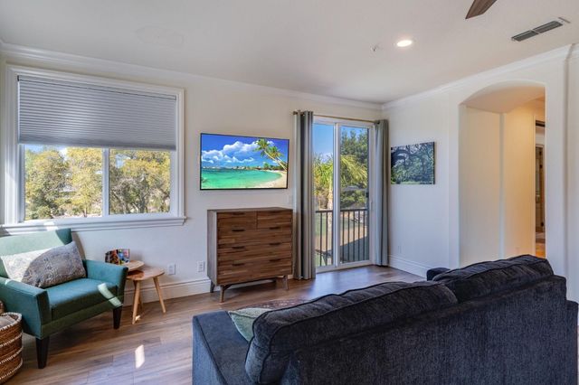 4541 Longview Dr, Rocklin, CA 95677