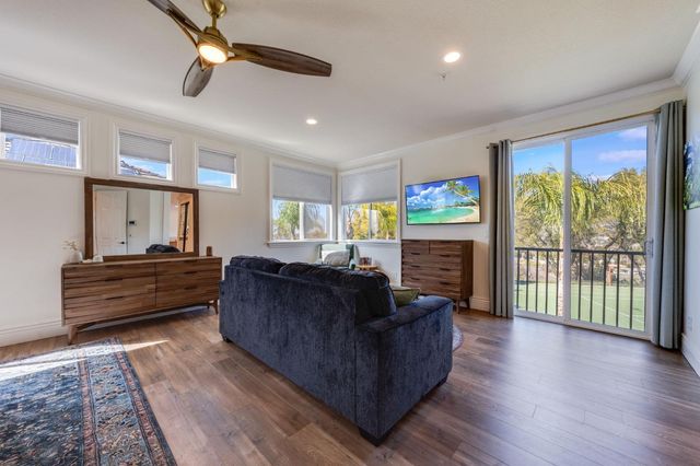 4541 Longview Dr, Rocklin, CA 95677