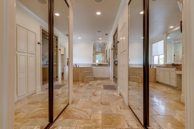 4541 Longview Dr, Rocklin, CA 95677