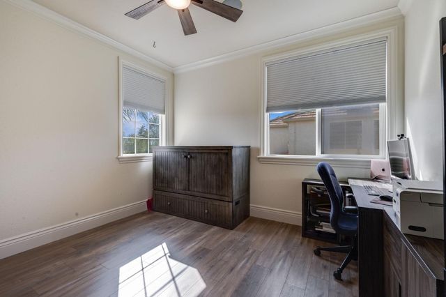 4541 Longview Dr, Rocklin, CA 95677