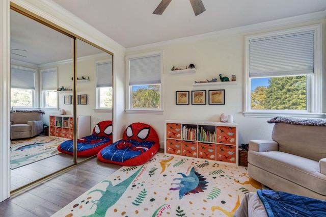 4541 Longview Dr, Rocklin, CA 95677