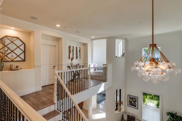 4541 Longview Dr, Rocklin, CA 95677