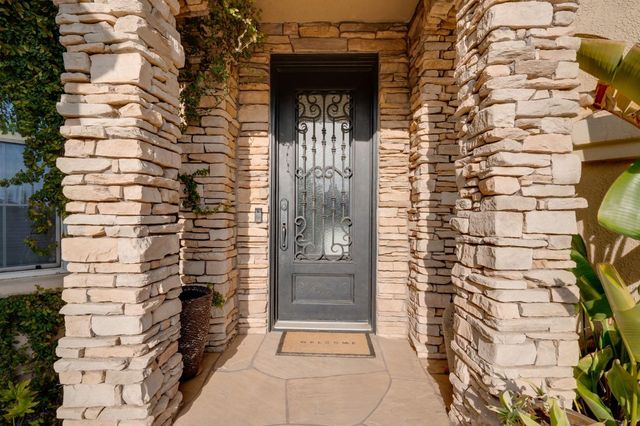 4541 Longview Dr, Rocklin, CA 95677