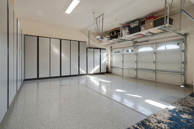4541 Longview Dr, Rocklin, CA 95677