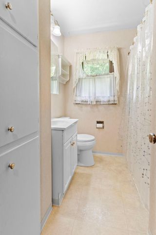 265 Greystone Avenue N, Oakdale, MN 55128