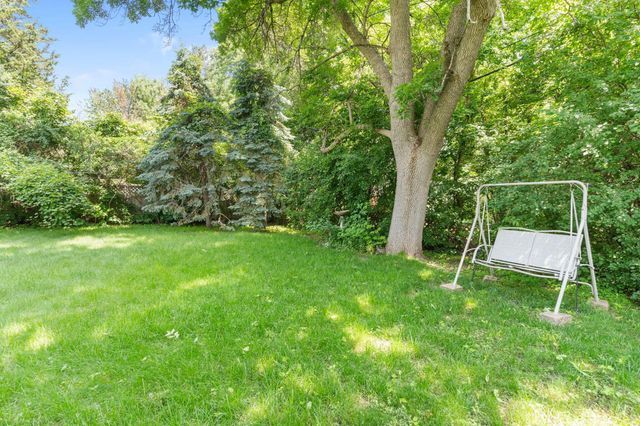 265 Greystone Avenue N, Oakdale, MN 55128