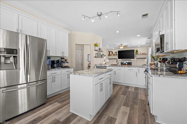 3604 Storm Bird LOOP, Virginia Beach, VA 23453