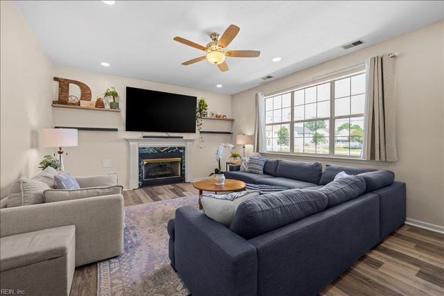 3604 Storm Bird LOOP, Virginia Beach, VA 23453