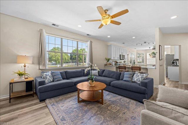 3604 Storm Bird LOOP, Virginia Beach, VA 23453