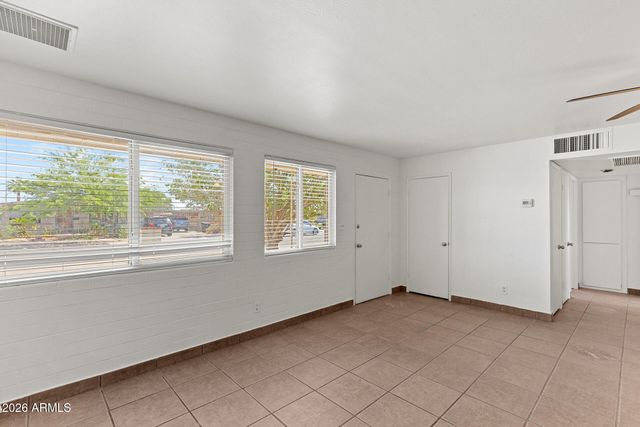 2246 W SIERRA Street, Phoenix, AZ 85029