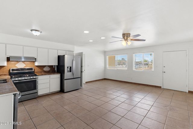 2246 W SIERRA Street, Phoenix, AZ 85029