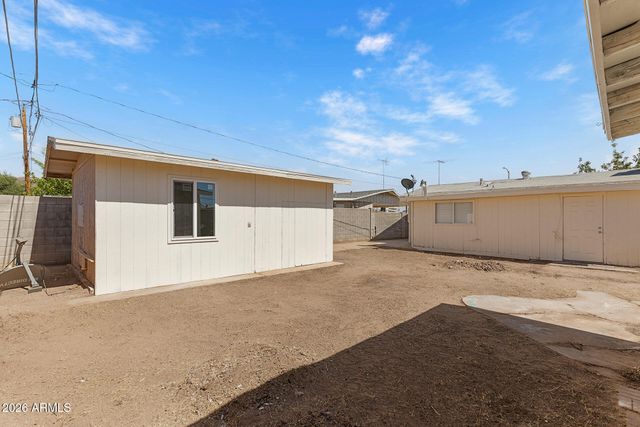 2246 W SIERRA Street, Phoenix, AZ 85029