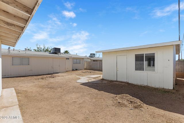 2246 W SIERRA Street, Phoenix, AZ 85029