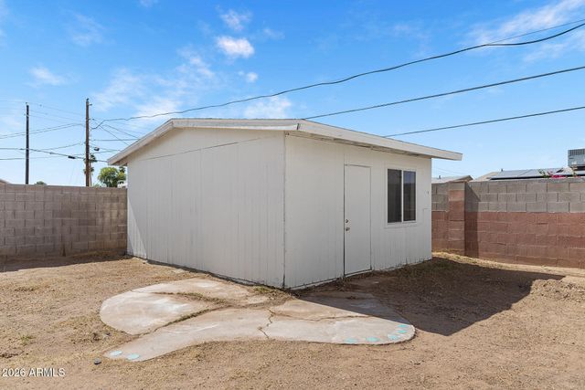 2246 W SIERRA Street, Phoenix, AZ 85029