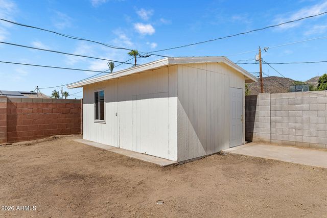 2246 W SIERRA Street, Phoenix, AZ 85029