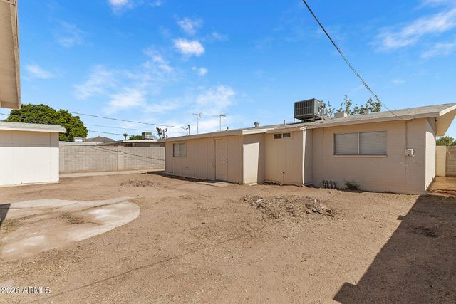 2246 W SIERRA Street, Phoenix, AZ 85029