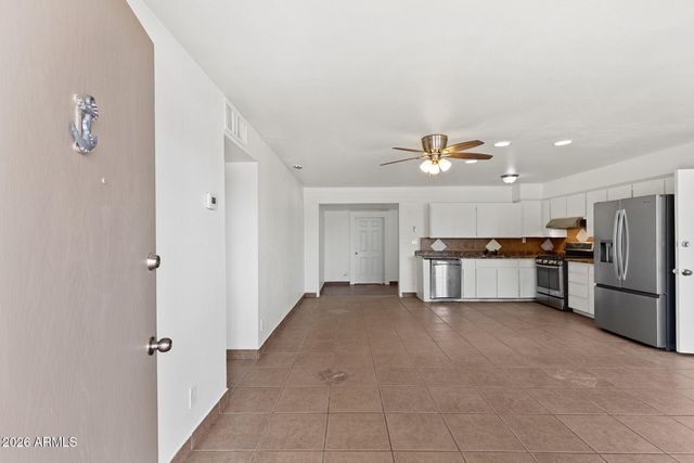 2246 W SIERRA Street, Phoenix, AZ 85029