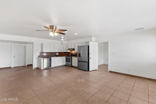 2246 W SIERRA Street, Phoenix, AZ 85029