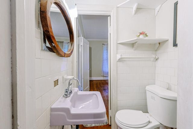 305 N Main St., Hemingway, SC 29554
