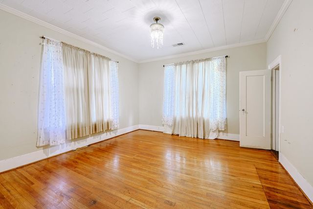 305 N Main St., Hemingway, SC 29554