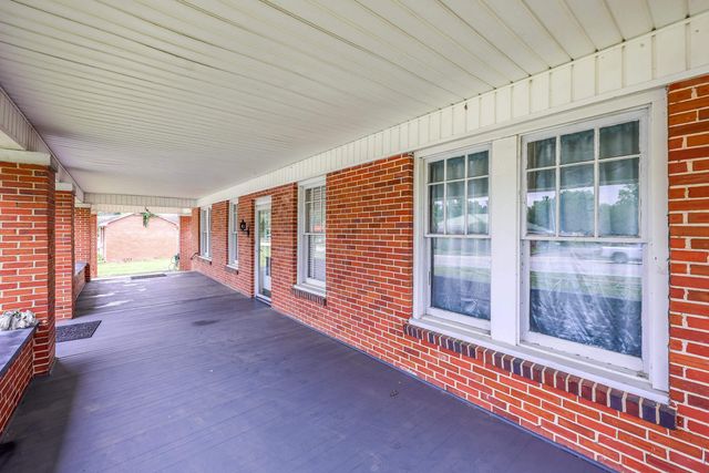 305 N Main St., Hemingway, SC 29554