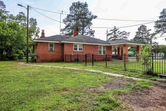 305 N Main St., Hemingway, SC 29554