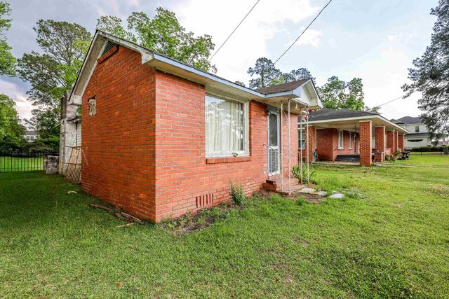 305 N Main St., Hemingway, SC 29554