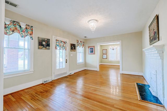 305 N Main St., Hemingway, SC 29554