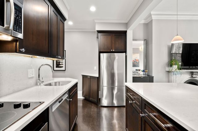 35 Hancock St 3, Boston, MA 02114