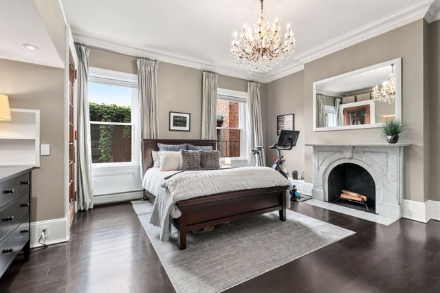 35 Hancock St 3, Boston, MA 02114
