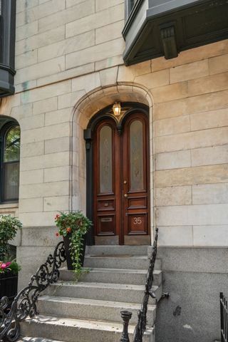 35 Hancock St 3, Boston, MA 02114